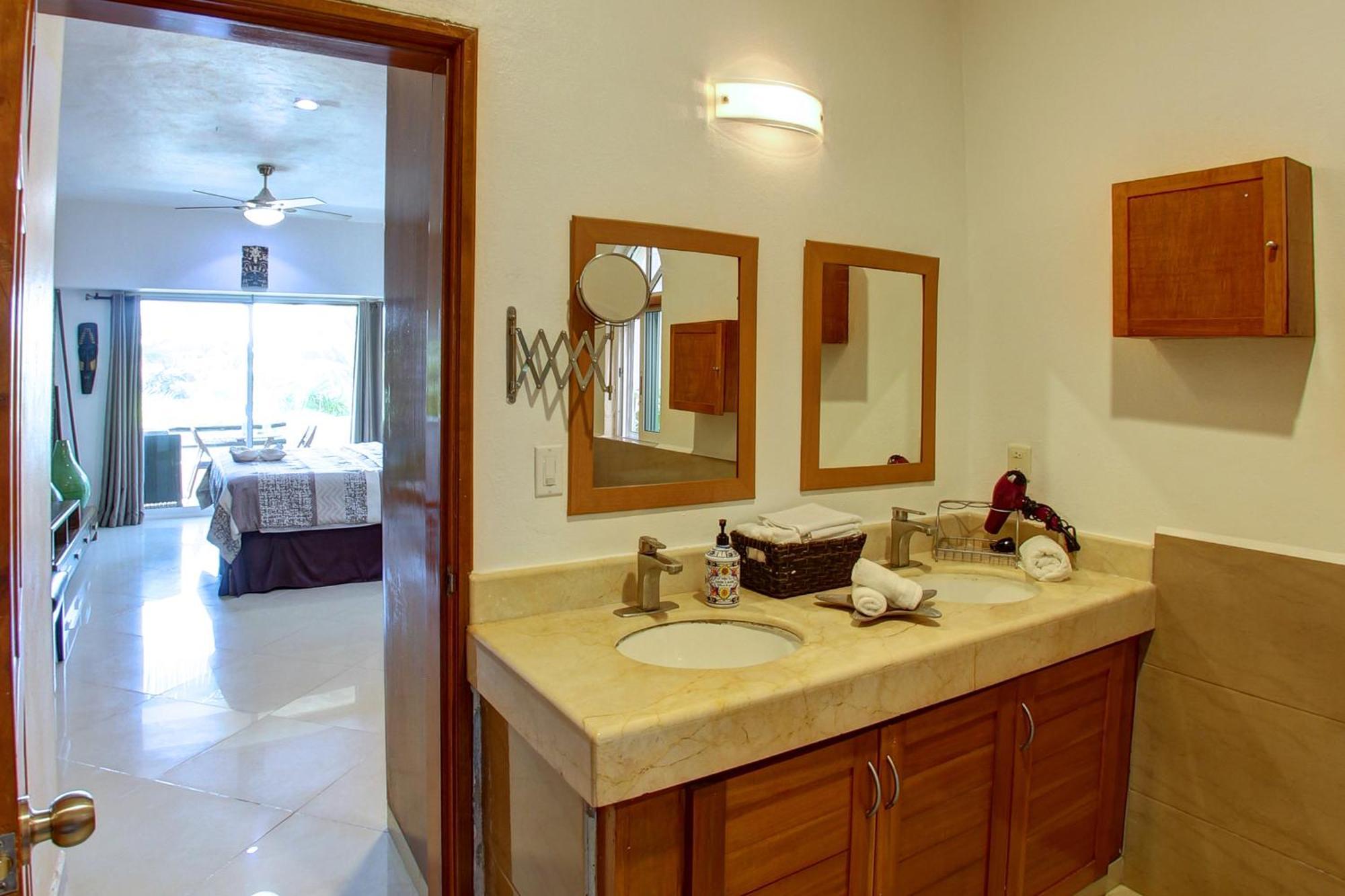 Condo Bellmare بويرتو أفينتوراس الغرفة الصورة